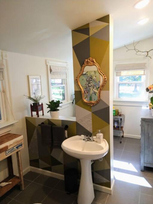 Apartment Gingerbird Art